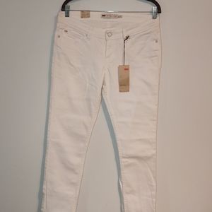 BNWT levi's red tag white skinny jean